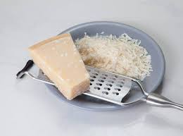 Ad impasto formato, aggiungete il formaggio grattugiato facendolo incorporare in maniera uniforme. Panini Al Formaggio Soffici E Invitanti Da Farcire Come Volete