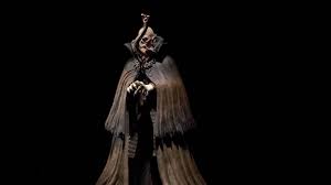 The strain is an american horror drama television series that aired on fx from july 13, 2014, to september 17, 2017. The Strain The Master Limited Edition Statue Youtube