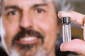 BOULDER VALLEY MEDICAL DIRECTORY 2016 And A bAnd of undergrAds help suviCA  lAnd $1.5 million for CAnCer reseArCh