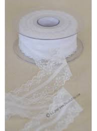 Trouver quelques accessoires pour orner la voiture de mariage. Ruban Pour Voiture De Mariage Tulle Pour Voiture De Mariage Ruban Deco Pour Voiture Deco De Fete