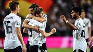 Zwei spieler machten während der einseitigen partie besonders auf sich aufmerksam. Neue Tormusik Fur Dfb Team Nationalmannschaft Jubelt Zu Kernkraft 400 Sportbuzzer De