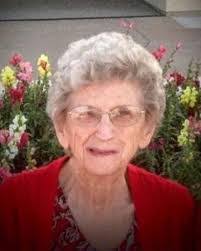 Leah Rogers's Instagram, Twitter & Facebook