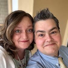 Diana Coe's Instagram, Twitter & Facebook