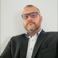 6 "Robin Schenk" profiles