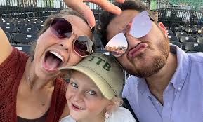 Beth Lessard and Ryan Keane's Wedding Website