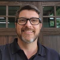 Brad Hickman's Instagram, Twitter & Facebook