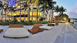 Galleryone Doubletree Suites Hilton Hotel Fort Lau Fort Lauderdale Hotels Fort Lauderdale Vacation Hilton Hotel