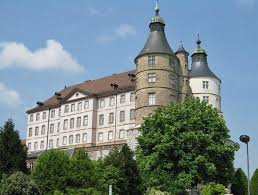 Le Chateau Des Ducs De Wurtemberg A Montbeliard Du Xiii Em Siecle Montbeliard Chateau France Monuments