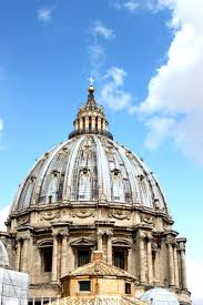 Peter's tomb is under the main altar and many other popes are buried in the basilica as well. St Peter S Basilica Tour St Peters Basilica Basilica Basilica Architecture