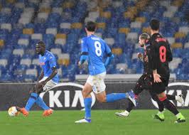 Seguiteci anche su @en_sscnapoli @sscnapolies @sscnapoli_br #forzanapolisempre. X8raoatc06bxcm