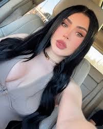 Judith Leal's Instagram, Twitter & Facebook