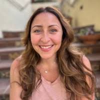 7 "Emili Castañeda" profiles