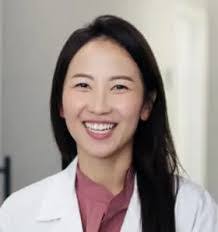 Eun Choe's Instagram, Twitter & Facebook