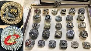 Each ring is unique, and there will be small differences in the appearance. 28 Fake Nba Championship Rings Seized At Lax Cbs Los Angeles