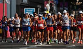 Typically held on either roads or running tracks, common distances range from 3,000 metres (1.9 mi) up to 100 kilometres (62.1 mi). L2wpyliynb17im