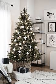 Homey Oh My Diy Home Decorating And Crafts White Christmas Tree Decorations Christmas Home Beautiful Christmas Trees