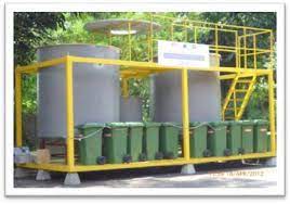 The new flag puts the logo towards the hoist with the name of the council below. Subang Jaya Municipal Council Mpsj