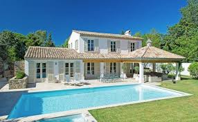 Charmante Und Geschmackvoll Ausgestattete Villa Bei Les Salins Wohntraum In S Modele Maison Maison Belle Maison