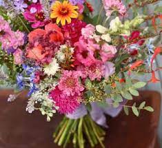 Wholesale bulk fresh flowers at low price. Flowers From The Farm