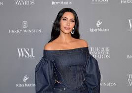 Kim Kardashian Urges Brands To Work With Black Models Lifestyle The Jakarta Post
