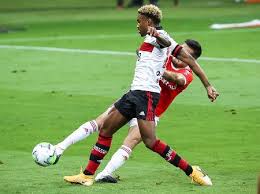 Last time out in the brasileirão, the defending. Flamengo X Inter Ceni Deixa Arao Fora E Abel Monta Time Esperado