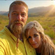 The alligator was close to the canoe launch area at the park 🐊🔗:  https://trib.al/4JQpGfd