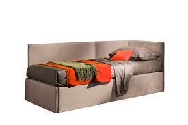 Tanti materassi ti aspettano, adattabili ad ogni dimensione di letto, dai materasso matrimoniale a quello singolo a quello per misure speciali. Letto Saturno Sistema Letto Completo Perdormire
