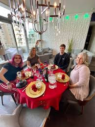 For some, pandemic brings a smaller-than-usual Christmas celebration