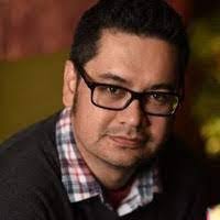 Alexander Macabuhay's Instagram, Twitter & Facebook