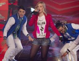 Bij thuiskomst stonden al zijn vrienden op hem te wachten. Brabantse Fabienne Winnaar The Voice Kids Oss E O Bd Nl