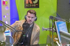 Um dia de uma mãe equivale a dois dias de trabalho. Photos 2020 Mickael Carreira Na Rd 15 02 2020 Radio Dudelange 103 6 Fm