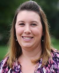 Kelly Eberhart's Instagram, Twitter & Facebook