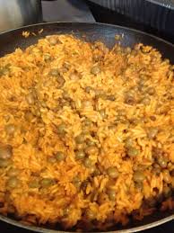 Puerto rican rice (an authentic recipe)crystal and co. Puerto Rican Rice 1 Jar Sofrito 1 Jar Recaito 1 Can Gandules 2 Packets Sazon 3 Cups Of Water 2 Cups Of Ri Entertainment Food Mexican Food Recipes Cooking