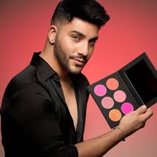 Maquillista boricua se lanza a la industria de cosméticos