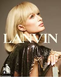 Cook and her family faced last year, it's no surprise the star decided to make a big change to welcome the new decade. Paris Hilton Reveals She Cut Her Hair Short After Being Inspired By Her Glam Lanvin Campaign Aktuelle Boulevard Nachrichten Und Fotogalerien Zu Stars Sternchen