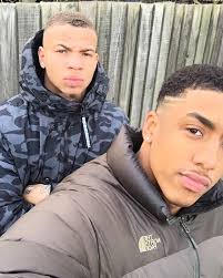 jamz (@OfficialJamz95)