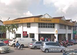 Taman universiti (awal tahun 1990) ialah sebuah bandar industri di daerah johor bahru, malaysia. Maybank Taman Universiti Skudai Johor