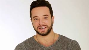 يستعد الإعلامي تامر شلتوت لإطلاق برنامجه الجديد من سيعرف الإفيه خلال شهر رمضان وفي إطار اخر يقدم تامر شلتوت برنامج صاحب الخير في رمضان المقبل على إذاعة ميجا إف إم. ØªØ§ÙØ± Ø´ÙØªÙØª ÙÙØ°Ø§ Ø§ÙØ³Ø¨Ø¨ ÙÙ Ø£Ø´Ø§Ø±Ù ÙÙ Ø³Ø¨Ø§Ù Ø±ÙØ¶Ø§Ù 2020