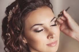 Le fac baie copiilor doar dacă se vede că sunt murdari, un tren plin cu copii care se &icirc;ntorceau de la mare a rămas blocat 10 ore &icirc;n c&acirc;mp. Machiaj De MireasÄƒ 30 De Idei Uluitoare Din Care SÄƒ Te Feminis Ro Inspiratie Zi De Zi