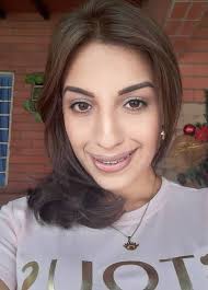 Hola Hive Soy Karina Rivas y esta es mi presentación