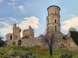 Der online auftritt von fehmarnsches tageblatt und heiligenhafener post. Burg Grimaud Wikipedia