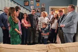 The tonight show starring jimmy fallon. Jimmy Kimmel Talks Modern Family Series Finale Starbiz Net