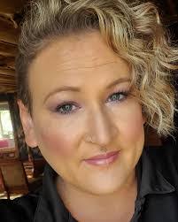 Kathy Strom's Instagram, Twitter & Facebook