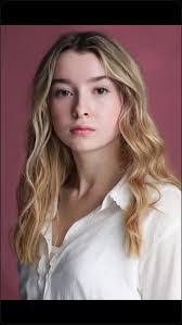 Grace Oneill's Instagram, Twitter & Facebook