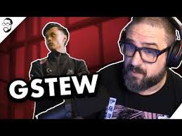 Richard Lewis : "...ils sont allés contacter l'université où je travaillais  [pour avoir critiqué la performance de Stewie2k] en disant que je ne  devrais pas être avec des adolescents"