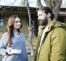 Ayrıca yayın akışı, dizi ve program bilgilerine ulaşabilirsiniz. Birce Akalay Sarp Levendoglu Sarbirce Home Facebook