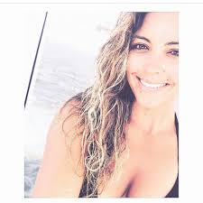 Jump to navigation jump to search. Carrie Snikkers Carriesnik30 Twitter