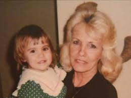 Fundraiser for Debra McCord by Karen Jones Hansel : HELEN LUCAS BURIAL FUND