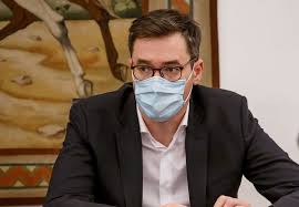 Karácsony gergely bemutatta városfejlesztési terveit. Karacsony Gergely Adjak Ide A Rendelkezesre Allo Vakcinakat Es Mi Felgyorsitjuk Az Oltasi Programot