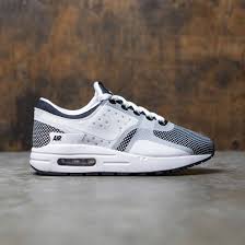 Jordan 1 Mid Se White Black Red Spruce Gs Nike Big Kids Nike Air Max Zero Essential Gs Chornij Bilo Vovchij Sirij Air Big Essential Kids Max Nike Bilovovchij Sirij 2020